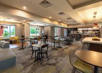 Courtyard by Marriott Bryan College Station hotel thumbnail 2