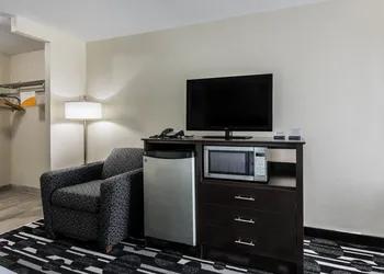 Bricktown Hotel & Extended Stay hotel thumbnail 6