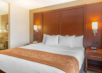 Comfort Suites Lancaster Amish Country hotel thumbnail 7