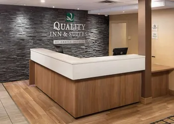 Quality Inn & Suites Downtown Windsor hotel thumbnail 7