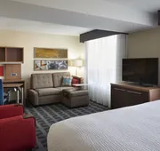 TownePlace Suites by Marriott Windsor hotel detail image 3