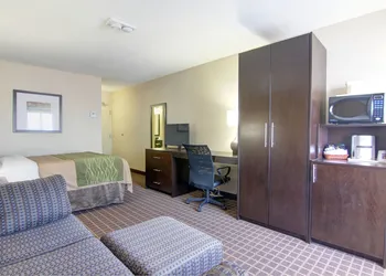 Comfort Inn Windsor hotel thumbnail 5