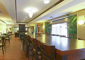 Hampton Inn North Brunswick / New Brunswick hotel thumbnail 3