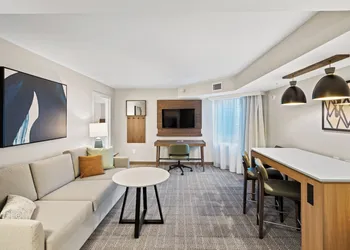 Staybridge Suites North Brunswick by IHG hotel thumbnail 7