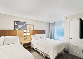 Staybridge Suites North Brunswick by IHG hotel thumbnail 8