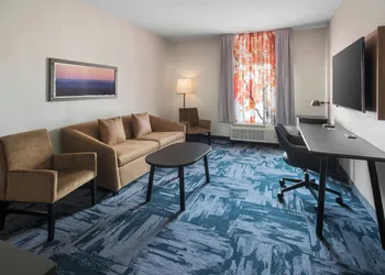 Fairfield Inn & Suites by Marriott Somerset hotel thumbnail 7