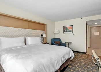Holiday Inn Piscataway Somerset by IHG hotel thumbnail 8