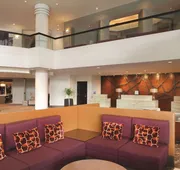 Hilton East Brunswick Hotel & Executive Meeting Center hotel detail image 3