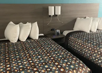 Baymont by Wyndham Bellevue / Omaha hotel thumbnail 6