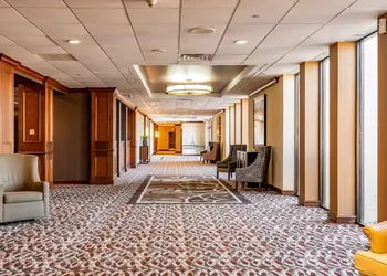 Wyndham Omaha / West Dodge hotel thumbnail 4