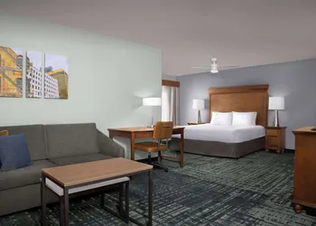 Homewood Suites by Hilton Omaha Downtown hotel thumbnail 8