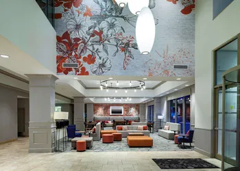 Hilton Garden Inn Omaha Downtown/Old Market Area hotel thumbnail 2