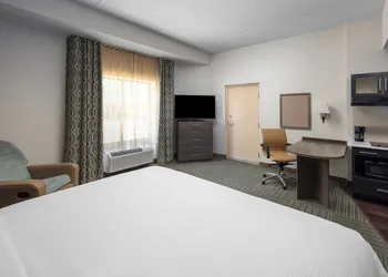 Candlewood Suites Omaha Airport by IHG hotel thumbnail 5