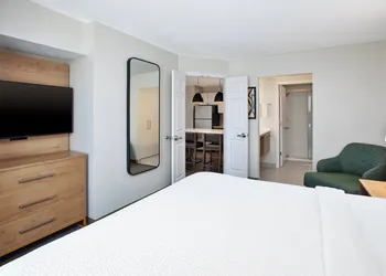 Staybridge Suites Omaha 80th And Dodge by IHG hotel thumbnail 8