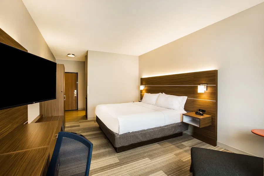 Holiday Inn Express & Suites Bellevue (Omaha Area) by IHG hotel detail image 6