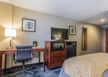 Comfort Inn SW Omaha I-80 hotel thumbnail 6