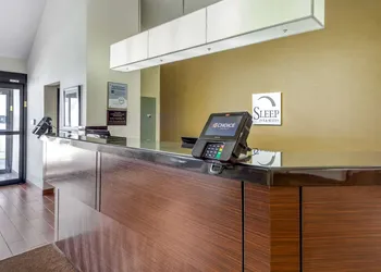 Sleep Inn & Suites Omaha Airport hotel thumbnail 3