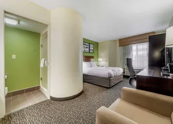 Sleep Inn & Suites Omaha Airport hotel thumbnail 4