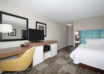 Hampton Inn Bellevue hotel thumbnail 8