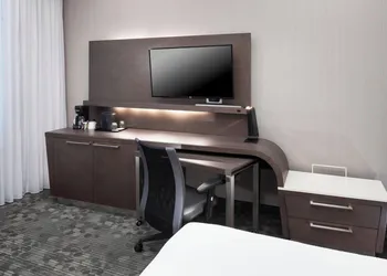 Courtyard by Marriott Omaha Downtown hotel thumbnail 8