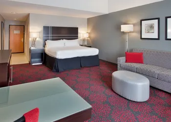 Holiday Inn Express Fremont by IHG hotel thumbnail 3