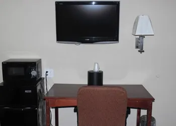 Travel Inn By OYO Omaha hotel thumbnail 4