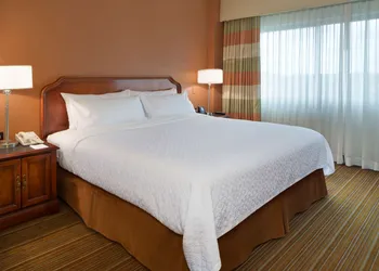 Embassy Suites by Hilton Parsippany hotel thumbnail 8
