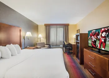 Red Roof Inn Fairfield hotel thumbnail 8