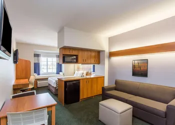 Microtel Inn & Suites by Wyndham Port Charlotte/Punta Gorda hotel thumbnail 7