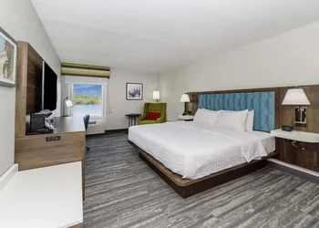 Holiday Inn Express Hotel & Suites Port Charlotte By IHG hotel thumbnail 6