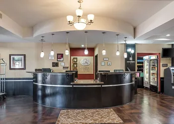 Comfort Suites Sulphur - Lake Charles hotel thumbnail 6