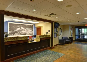 Hampton Inn Franklin/Milford hotel thumbnail 4