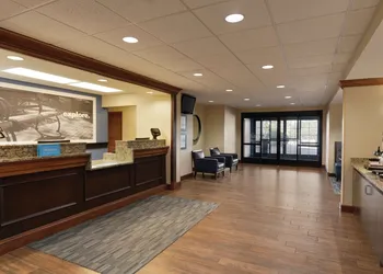 Hampton Inn Franklin/Milford hotel thumbnail 6