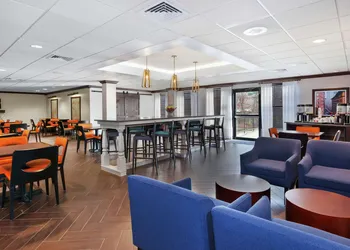 Hampton Inn Boston/Peabody hotel thumbnail 2