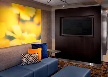 Sonesta Select Boston Danvers hotel thumbnail 3