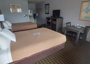 Rodeway Inn Kalkaska hotel thumbnail 8