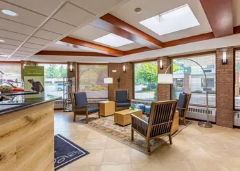 Country Inn & Suites by Radisson, Traverse City, MI hotel thumbnail 2