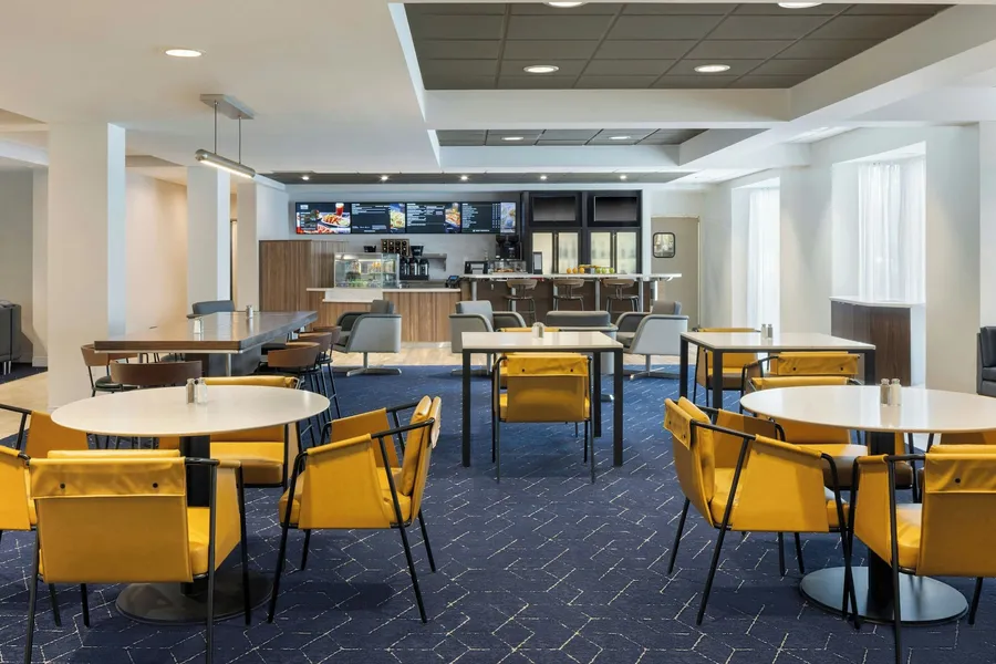 Courtyard by Marriott Traverse City hotel detail image 2