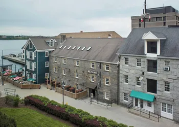 Halifax Marriott Harbourfront Hotel hotel thumbnail 7