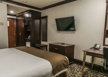 Woodbine Hotel and Suites hotel thumbnail 8