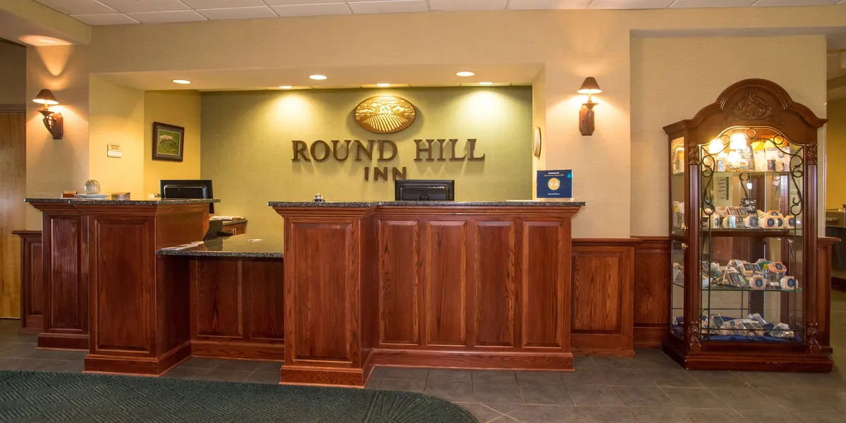 Round Hill Inn hotel detail image 2