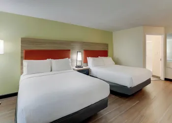 Candlewood Suites Lexington by IHG hotel thumbnail 7