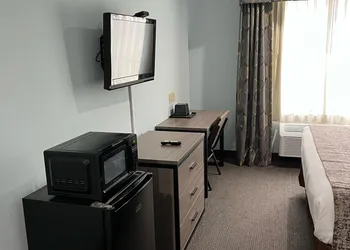 Americas Best Value Inn Sulphur hotel thumbnail 4