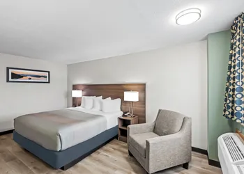 Quality Inn West Des Moines - Clive hotel thumbnail 8