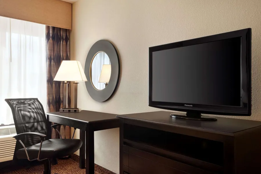 Super 8 by Wyndham Des Moines hotel detail image 6
