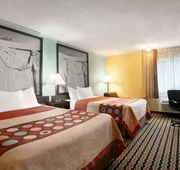Super 8 by Wyndham Des Moines hotel detail image 7