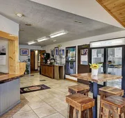 Super 8 by Wyndham Gardiner/Yellowstone Park Area hotel detail image 3