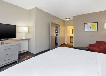 Holiday Inn Grand Rapids - South by IHG hotel thumbnail 4
