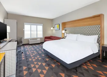 Holiday Inn Grand Rapids - South by IHG hotel thumbnail 8