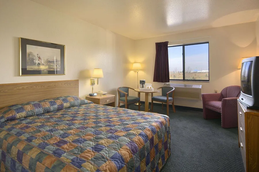 Travelodge by Wyndham Hudsonville hotel detail image 2